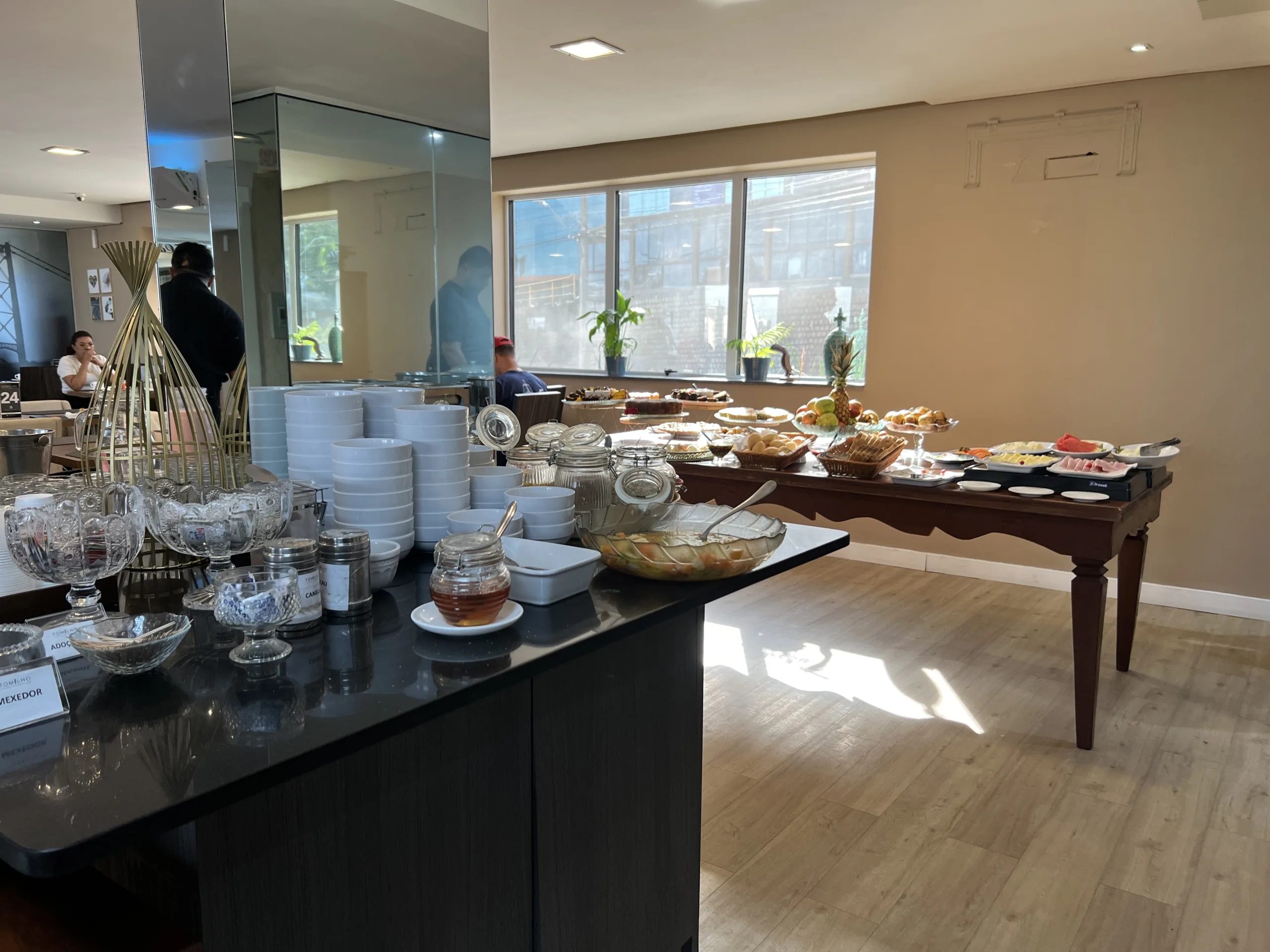 IATE HOTEL CAFE 6 scaled