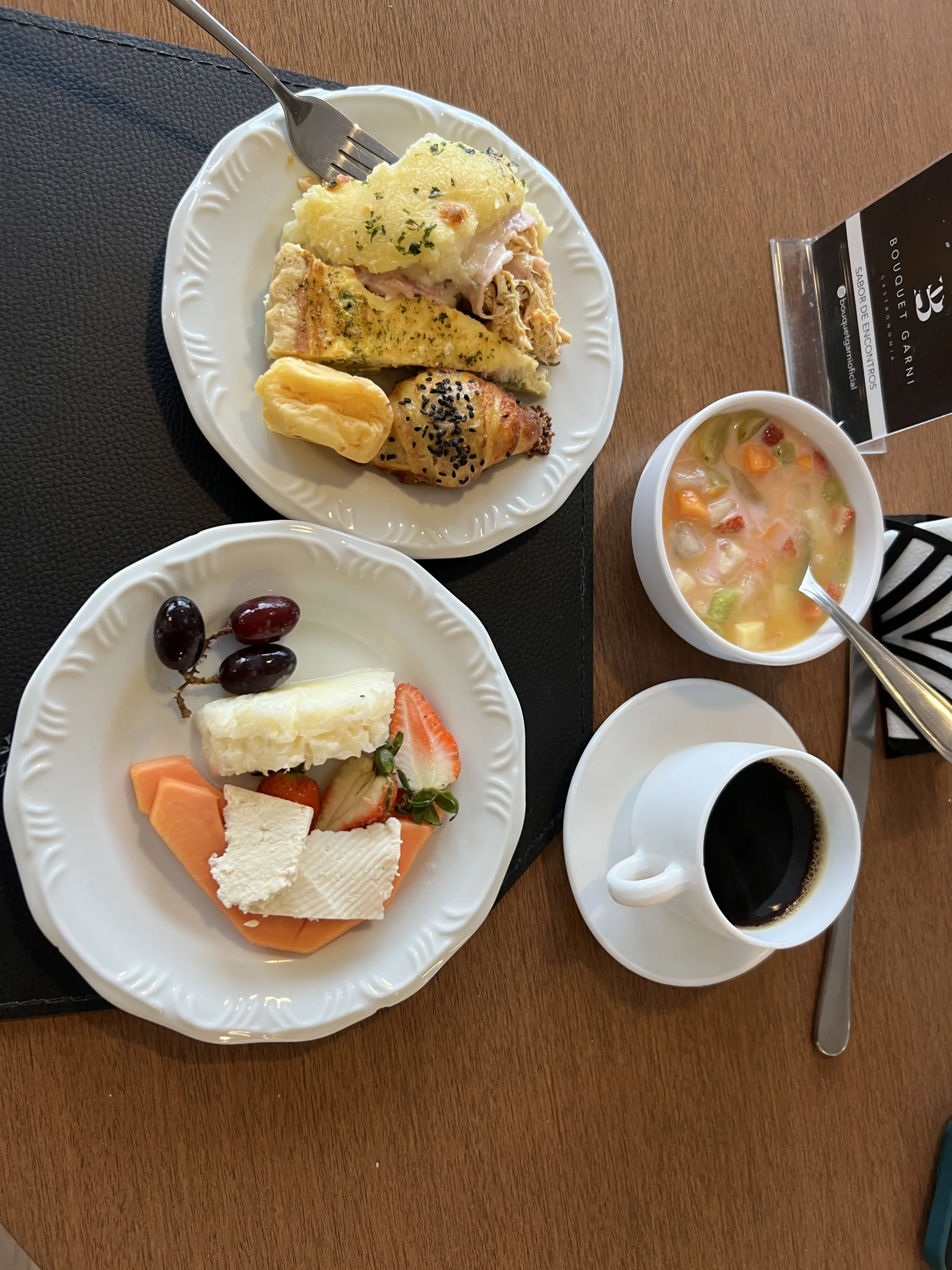 IATE HOTEL MEU CAFE scaled