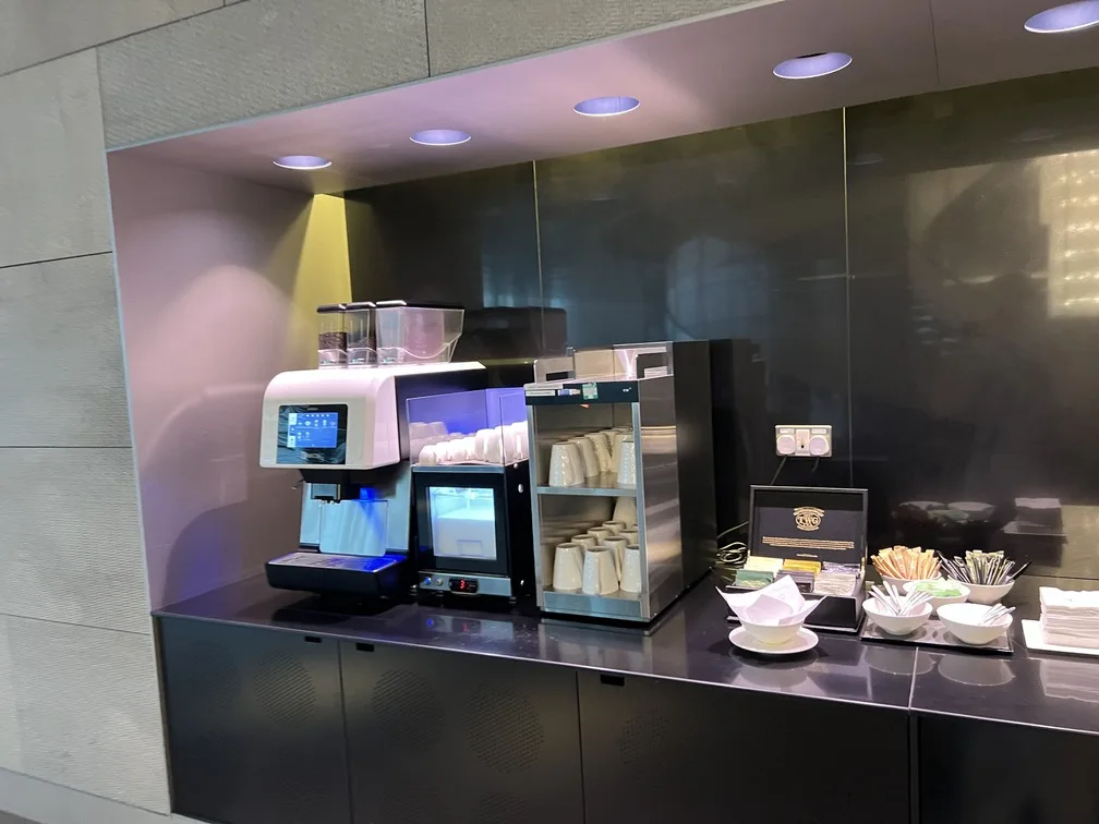 Sala VIP Al Mourjan estacao de cafe 2 1