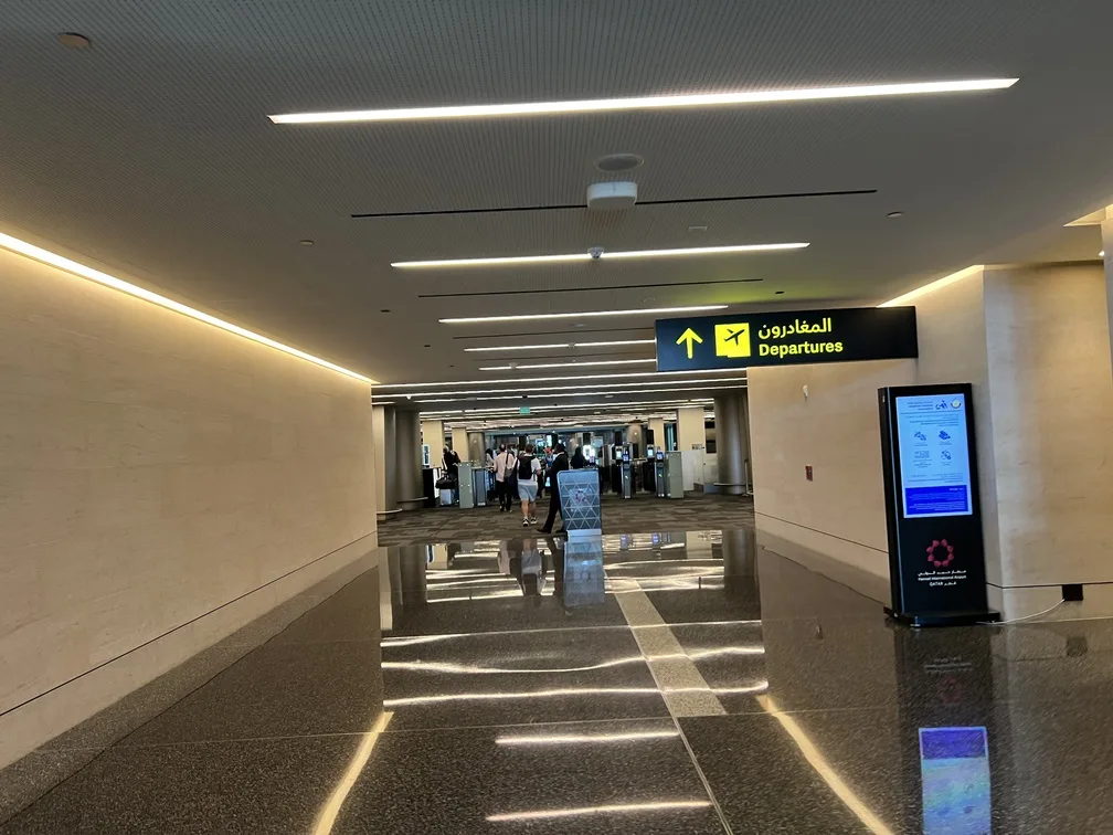 Voando de Executiva Qatar checkin 6 1