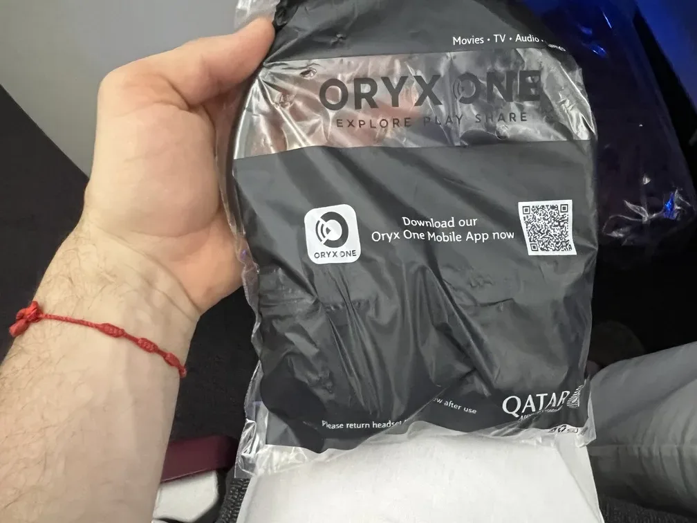 Voando de Executiva Qatar fone e1763483829747