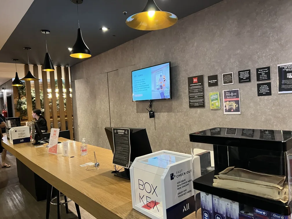 ibis guarulhos recepcao