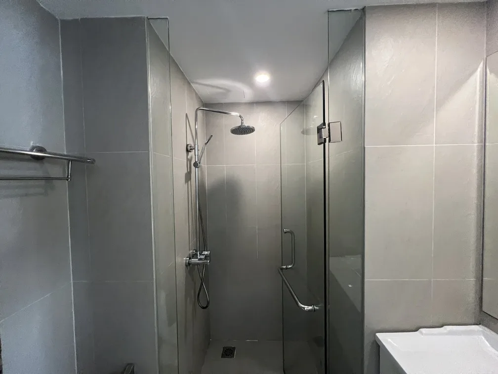 hotel centro one patong 11