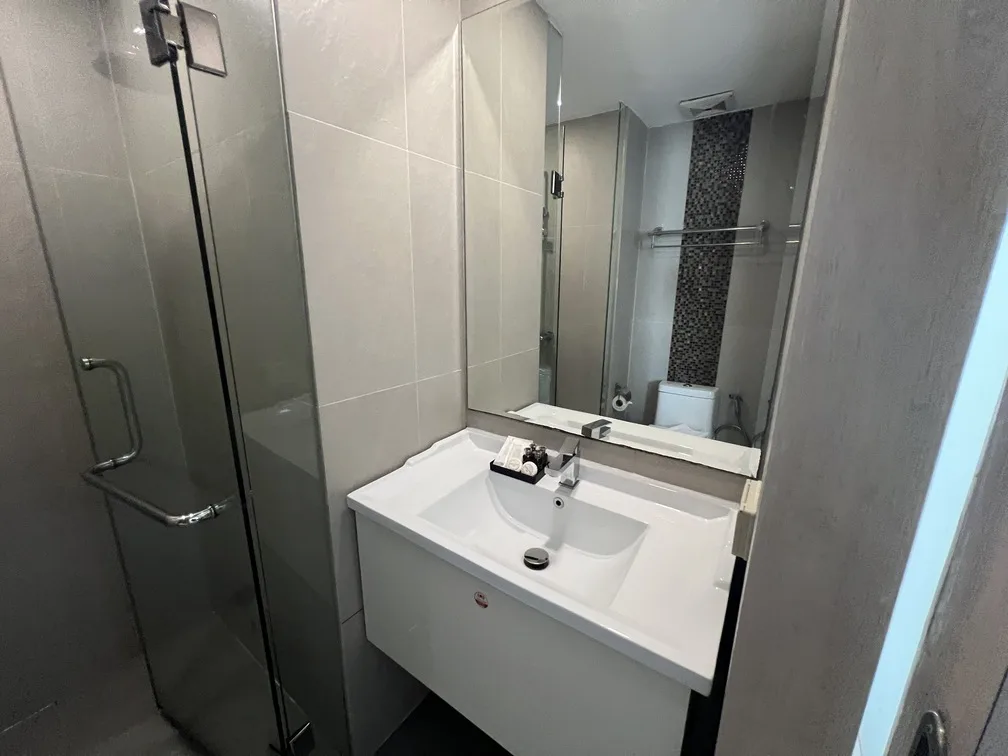 hotel centro one patong 12