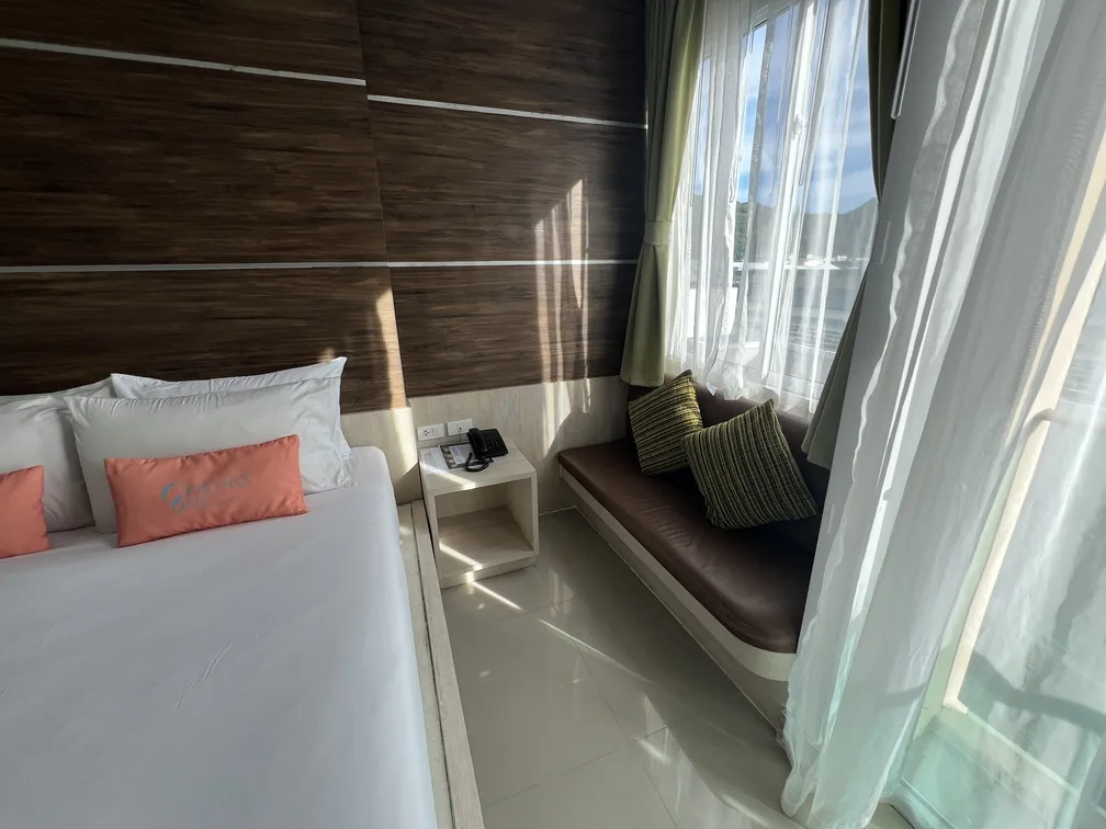 hotel centro one patong 15