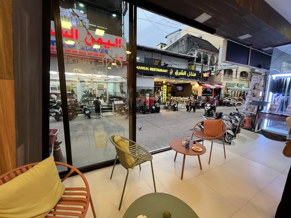 hotel centro one patong 27