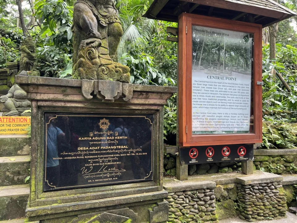 Floresta dos Macacos em Bali